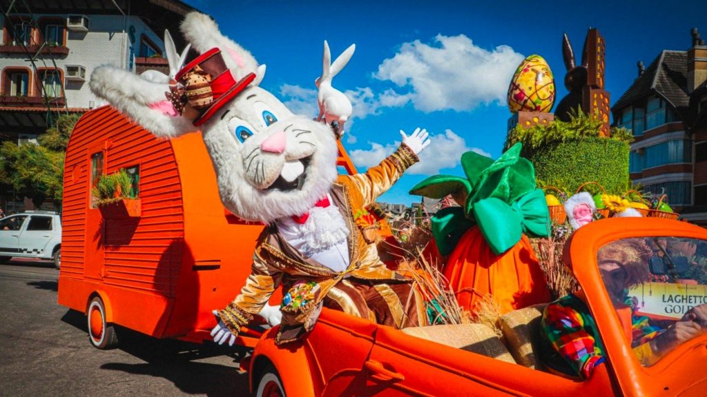 Você sabia que na Páscoa, a cidade de Gramado no Rio Grande do Sul, recebe muitos turistas para curtir as belezas naturais, os shows e todo o chocolate que a Serra Gaúcha produz, que é referência no mundo inteiro!